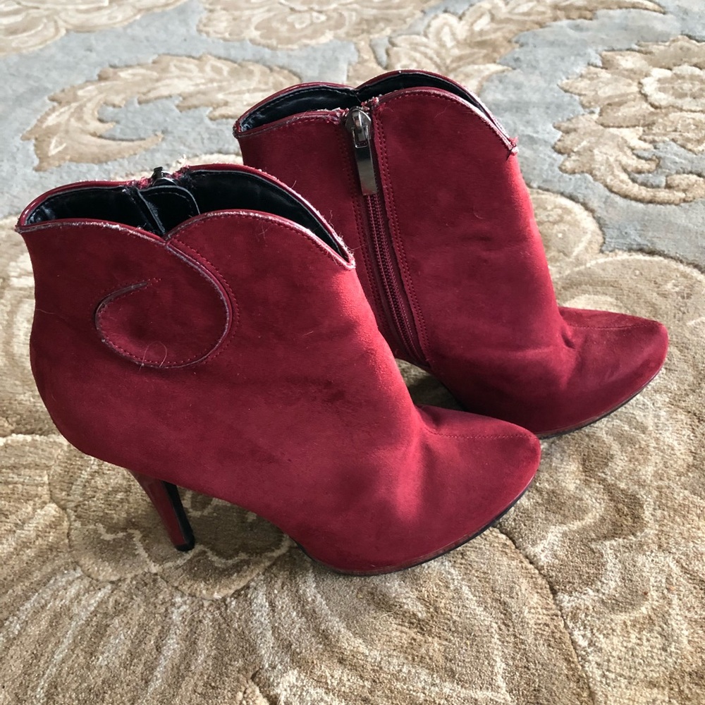 Red suede-like ankle boots by Limelight
